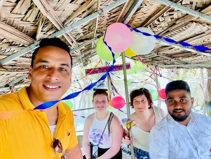 Unforgettable moments with happy travelers